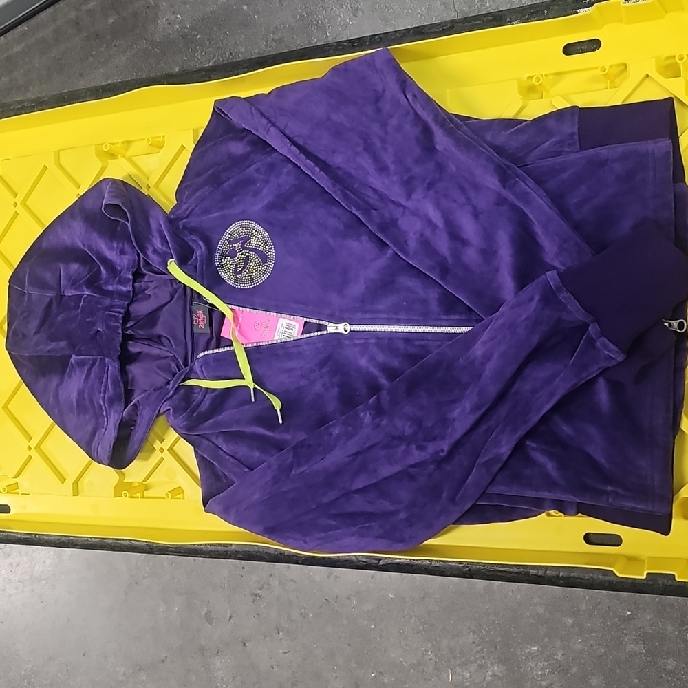 FLASH SALE!! New w/tags Zumba Fitness Gleam Velour Hoodie Size L